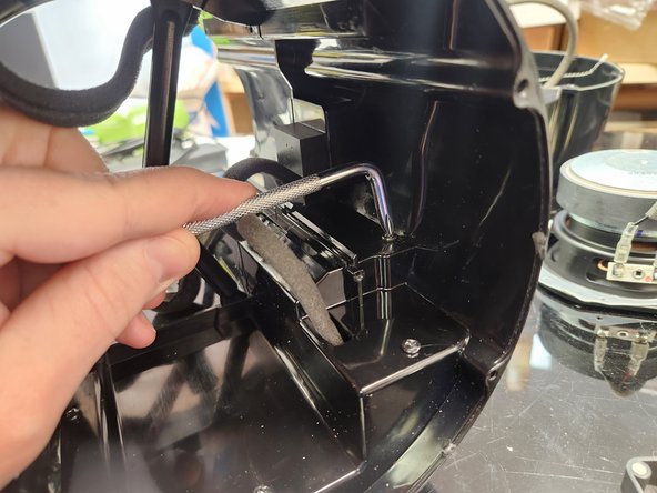 JBL Boombox Battery Replacement, Remove the four Rear Screws: crwdns2935265:021crwdnd2935265:03crwdnd2935265:03crwdne2935265:0