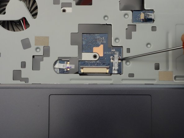 why! W650SZ Remplacement de la carte mère, Remplacer la carte mère (suite): crwdns2935265:016crwdnd2935265:03crwdnd2935265:03crwdne2935265:0