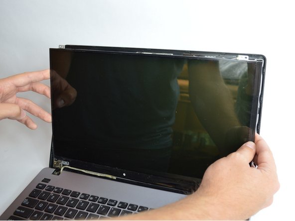 Asus R510CA-OB01 Display Replacement: crwdns2935265:04crwdnd2935265:03crwdnd2935265:03crwdne2935265:0