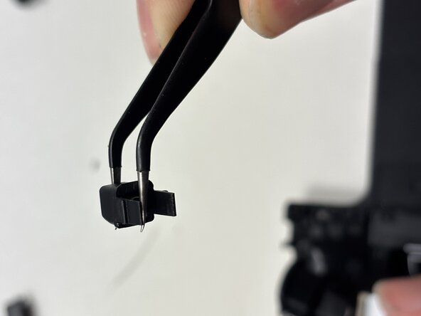 Razer Kishi V2 Pro M1 M2 Bumper Replacement: crwdns2935265:04crwdnd2935265:02crwdnd2935265:02crwdne2935265:0