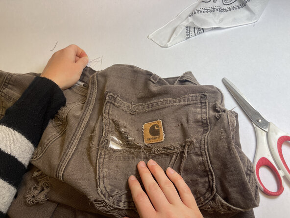 How to Patch Back Pants Pocket: 步骤 9 中的图像 3，3