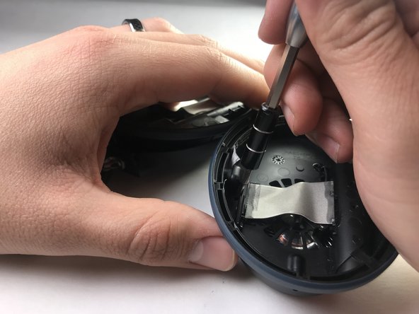 Bose QuietComfort 25 Motherboard Replacement: crwdns2935265:03crwdnd2935265:02crwdnd2935265:03crwdne2935265:0