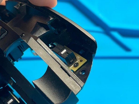 Logitech G603 Switch Replacement: paso 11, imagen 3 de 3