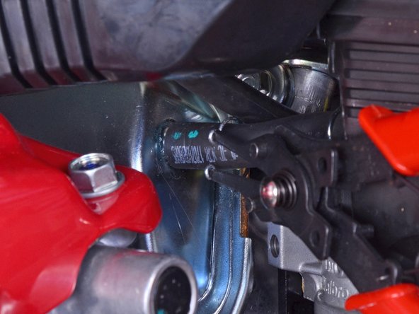 Honda FC600 Tiller Carburetor Replacement: crwdns2935265:010crwdnd2935265:03crwdnd2935265:03crwdne2935265:0