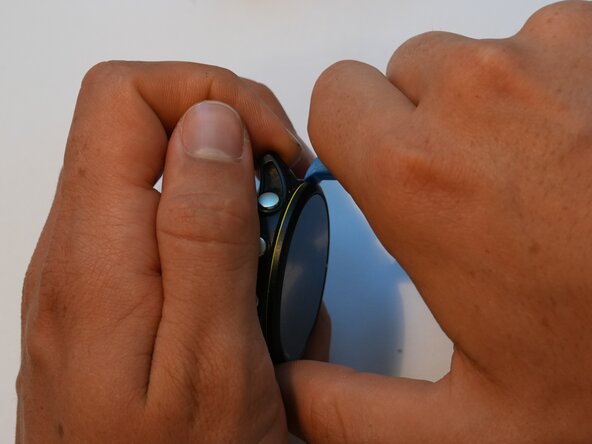 Garmin Forerunner 255 Music Teardown: crwdns2935265:03crwdnd2935265:02crwdnd2935265:02crwdne2935265:0