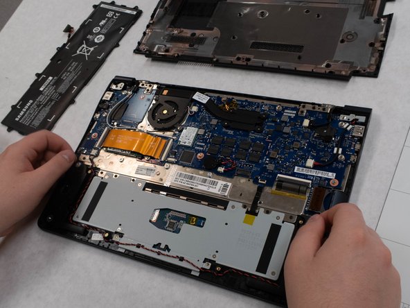 Samsung ATIV Book 9 Lite Battery Replacement: crwdns2935265:04crwdnd2935265:02crwdnd2935265:02crwdne2935265:0