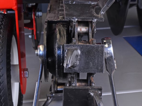 Barreto Trencher E718MTH4S 2016 Chain Roller Spacer Replacement, Remove the chain roller bolt: step 9, image 3 of 3