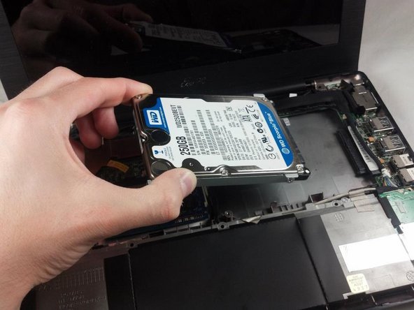 ASUS Eee PC 1018P Hard Drive Replacement: crwdns2935265:012crwdnd2935265:02crwdnd2935265:03crwdne2935265:0