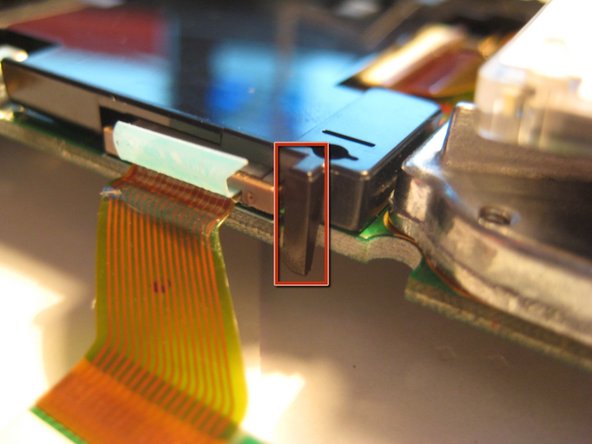 Removing Delphi MyFi XM2GO Keypad: crwdns2935265:014crwdnd2935265:03crwdnd2935265:03crwdne2935265:0