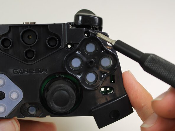 GameSir Nova 2 Lite Bumper Replacement: step 8, image 2 of 3