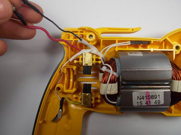 DeWalt DWD112 Brush Replacement, Field: crwdns2935265:012crwdnd2935265:02crwdnd2935265:03crwdne2935265:0