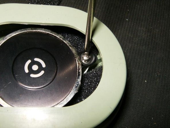 David Clark Over-Ear Headphones Right Dome Replacement: crwdns2935265:06crwdnd2935265:02crwdnd2935265:03crwdne2935265:0