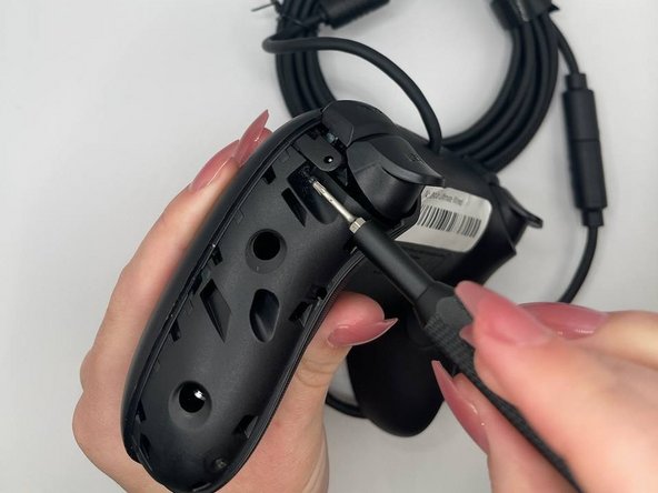 8BitDo Ultimate Wired Bumper Replacement: crwdns2935265:03crwdnd2935265:02crwdnd2935265:03crwdne2935265:0