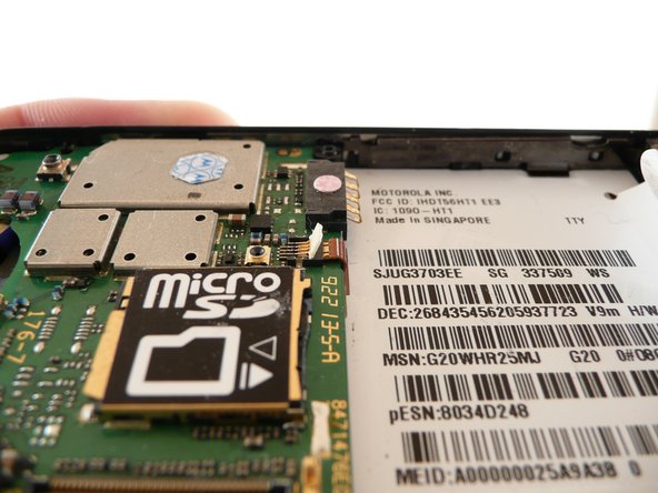 Motorola RAZR2 v9m Motherboard Replacement: crwdns2935265:013crwdnd2935265:03crwdnd2935265:03crwdne2935265:0