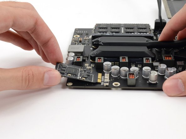 iMac Intel 21.5" EMC 2638 AirPort/Bluetooth Card Replacement: crwdns2935265:061crwdnd2935265:03crwdnd2935265:03crwdne2935265:0