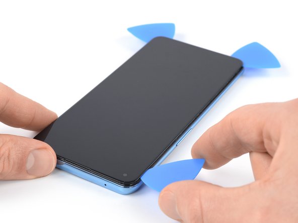 OnePlus 9 5G Screen Replacement, Slice the left edge adhesive: step 38, image 3 of 3