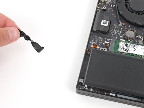 Razer Blade 15 Advanced Model (Early 2020) Battery Replacement, Remove the stretch‑release adhesive: crwdns2935265:010crwdnd2935265:03crwdnd2935265:03crwdne2935265:0