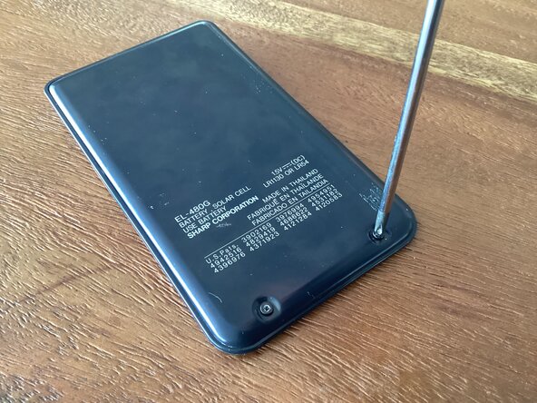 Sharp EL-840G calculator Teardown: crwdns2935265:02crwdnd2935265:02crwdnd2935265:03crwdne2935265:0