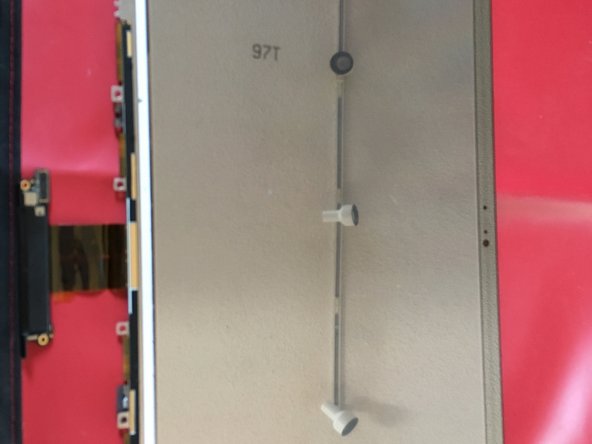 How to build a display using a iMac: step 22, image 3 of 3