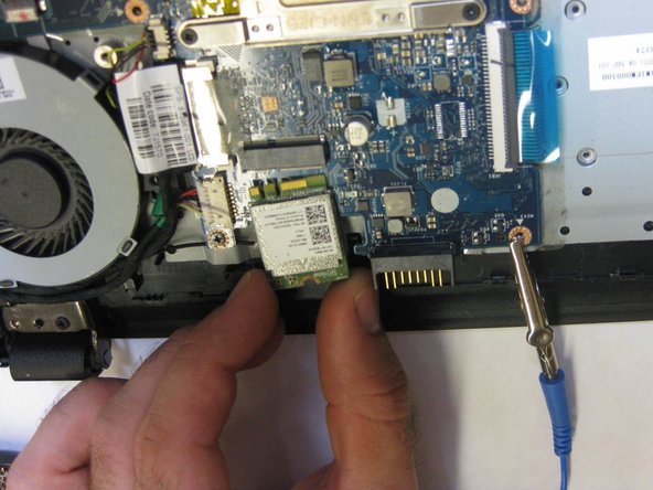 HP 15-ac121dx Wifi Card Replacement, Wifi Card: crwdns2935265:08crwdnd2935265:03crwdnd2935265:03crwdne2935265:0