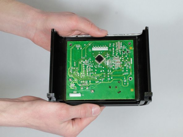 Cuisinart DCC-1200 Toggle Switch Replacement: crwdns2935265:04crwdnd2935265:02crwdnd2935265:02crwdne2935265:0