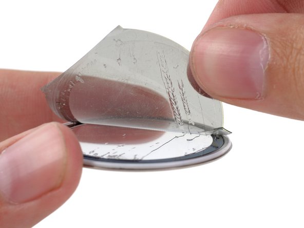 LG Watch Urbane Teardown: crwdns2935265:013crwdnd2935265:03crwdnd2935265:03crwdne2935265:0