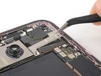 iPhone 15 Earpiece Speaker Replacement