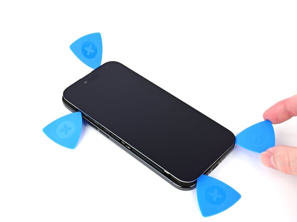 iPhone Air Screen Replacement, Separate the remaining adhesives: crwdns2935265:011crwdnd2935265:03crwdnd2935265:03crwdne2935265:0