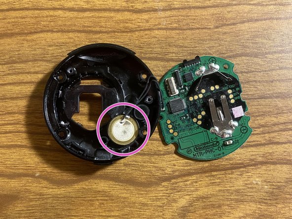 Pokewalker Disassembly, Lift the motherboard away: crwdns2935265:07crwdnd2935265:02crwdnd2935265:02crwdne2935265:0