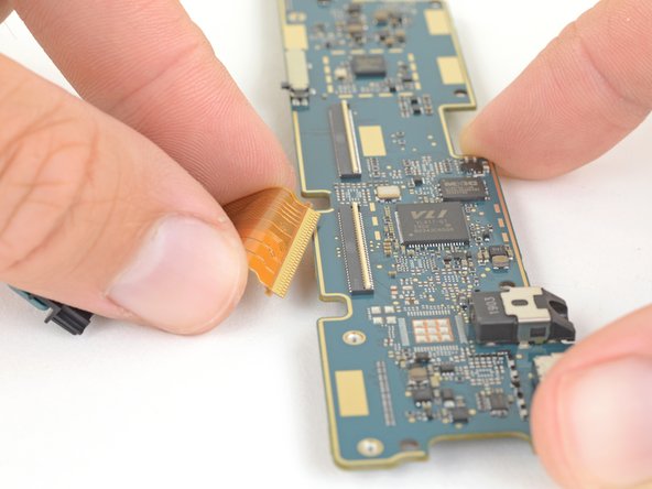 HTC Vive Cosmos Daughterboard Replacement: crwdns2935265:030crwdnd2935265:03crwdnd2935265:03crwdne2935265:0