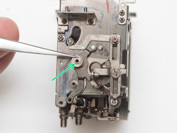 Pentax Super Program Mirror Box Mechanism Service, Remove depth of field preview lever: crwdns2935265:030crwdnd2935265:03crwdnd2935265:03crwdne2935265:0