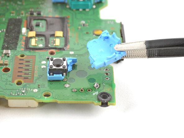 DualSense Controller v2 Joystick Replacement, Remove the push-button: crwdns2935265:046crwdnd2935265:03crwdnd2935265:03crwdne2935265:0