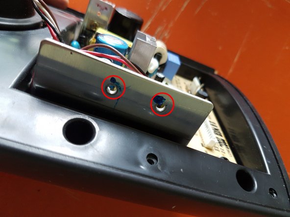 Logitech S-LG3 Subwoofer Logitech Soundman Speaker Capacitance Replacement, Release the main board: crwdns2935265:04crwdnd2935265:02crwdnd2935265:03crwdne2935265:0