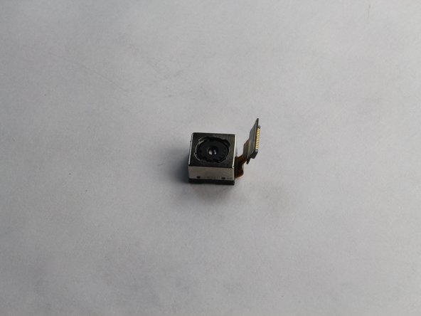 LG Optimus L9 P769 Rear Facing Camera Replacement, Pry and remove the camera: crwdns2935265:05crwdnd2935265:03crwdnd2935265:03crwdne2935265:0