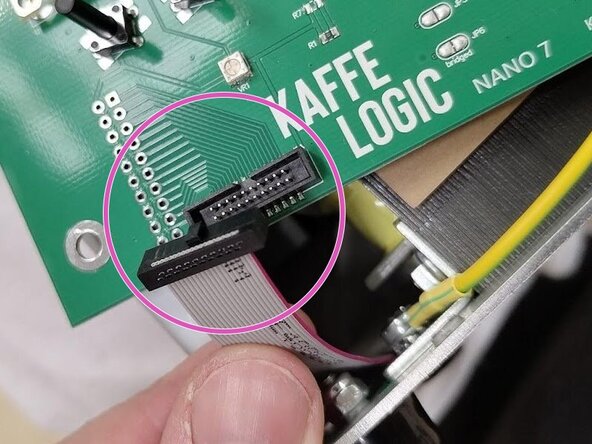 Kaffelogic Nano 7/LINK (A/B/C-N Serial) LCD Board Replacement, Remove PCB screws: adım 6, 3 resimden 2.