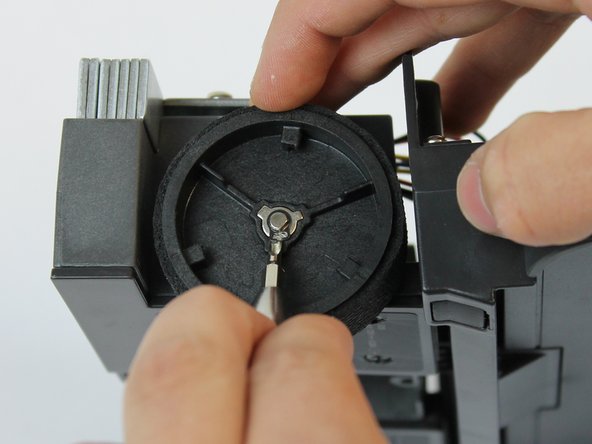 iRobot Braava 320 Wheel Replacement: crwdns2935265:07crwdnd2935265:02crwdnd2935265:03crwdne2935265:0