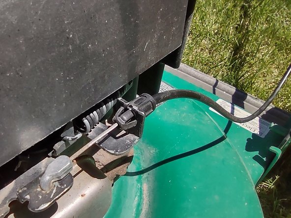 Weed Eater Rotary Lawn Mower Engine Control Cable Replacement: crwdns2935265:07crwdnd2935265:03crwdnd2935265:03crwdne2935265:0