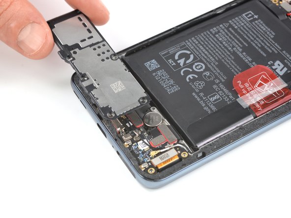 OnePlus Nord Screen Replacement: step 13, image 3 of 3