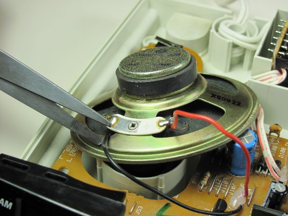 General Electric Telephone 2-9710A Base Speaker Replacement, Base Speaker: crwdns2935265:07crwdnd2935265:03crwdnd2935265:03crwdne2935265:0