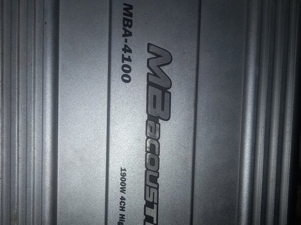Car amplifier Technique: crwdns2935265:02crwdnd2935265:01crwdnd2935265:01crwdne2935265:0