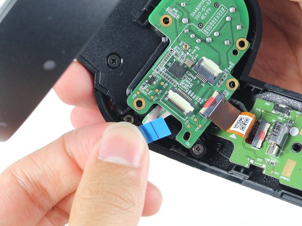 Dell VRC100-R Touchpad Replacement: crwdns2935265:09crwdnd2935265:03crwdnd2935265:03crwdne2935265:0