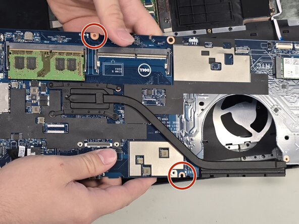 Dell Latitude 5580 Motherboard Replacement: stap 13, afbeelding 1 van 2