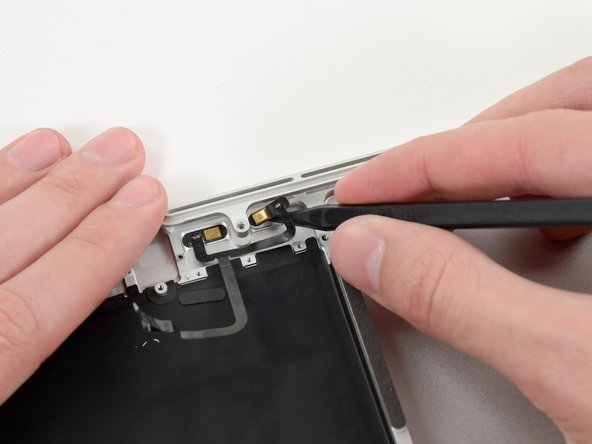 MacBook Pro 13" Retina Display Late 2012 Upper Case Replacement: crwdns2935265:067crwdnd2935265:02crwdnd2935265:02crwdne2935265:0