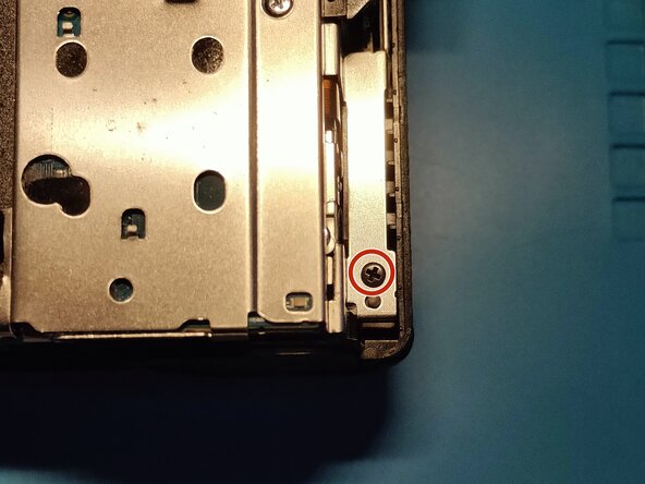 Sony A7 II Top Flex Cable replacement, Removing metal bracket 1: crwdns2935265:014crwdnd2935265:03crwdnd2935265:03crwdne2935265:0