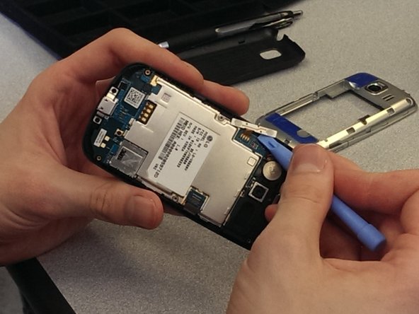 LG Vortex Screen Replacement: crwdns2935265:07crwdnd2935265:03crwdnd2935265:03crwdne2935265:0