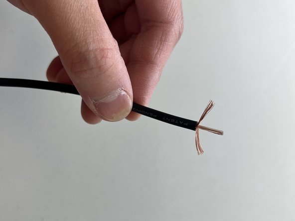 How to Repair a Squareplug Patch Cable with SP400 Plugs: crwdns2935265:05crwdnd2935265:02crwdnd2935265:03crwdne2935265:0