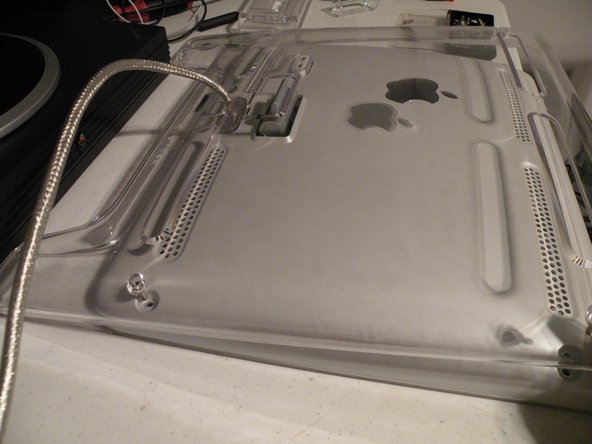 Apple Studio Display M7649 Teardown: crwdns2935265:04crwdnd2935265:02crwdnd2935265:03crwdne2935265:0