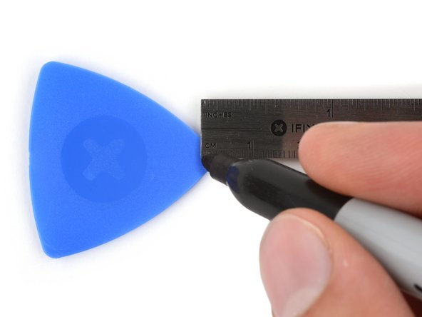 Apple Watch Series 9 Screen Replacement, Mark your opening picks: passo 3, immagine 2 di 3