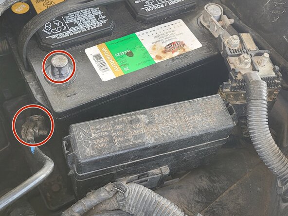 2003-2004 Infiniti G35 Front Headlight Unit Replacement, Front Headlight Unit: step 1, image 3 of 3