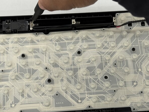 Logitech Wireless K360 Printed Circuit Board (PCB) Replacement: crwdns2935265:06crwdnd2935265:03crwdnd2935265:03crwdne2935265:0